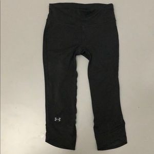 Under armor cropped leggings. Mesh details